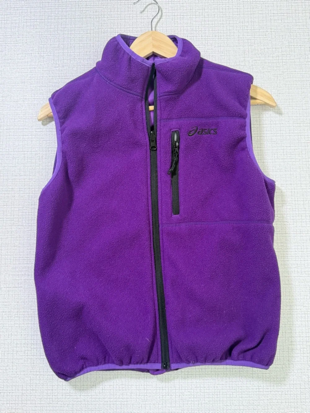 ASICS Purple Running Zip-Front Vest - Reversible - Picture 5 of 7